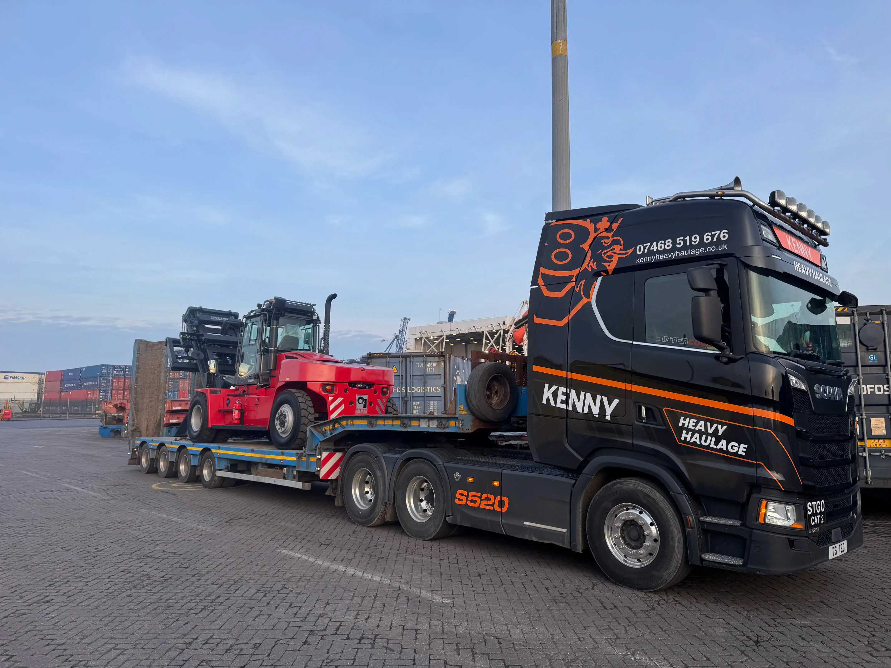 Car transport service - Professional vehicle transportation